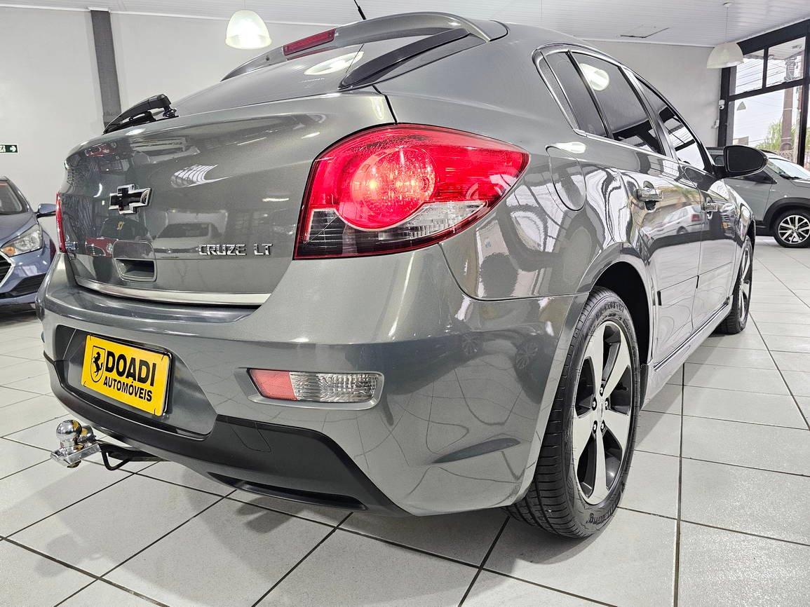 Chevrolet Cruze Sport6 Hatch 1.8 LT Flex ano 2014