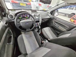 
										Ford Fiesta Sedan 1.6 SE 8V ano 2014 completo									