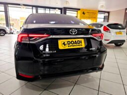 
										Toyota Corolla Altis Premium CVT 2023 completo									