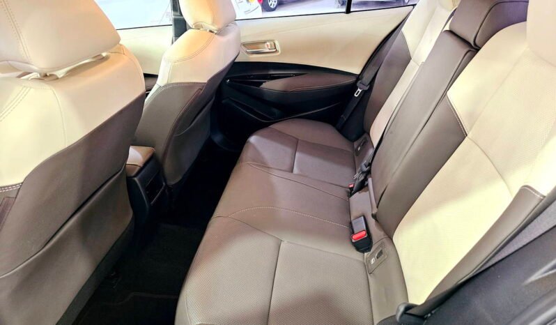 
								Toyota Corolla Altis Premium CVT 2023 completo									