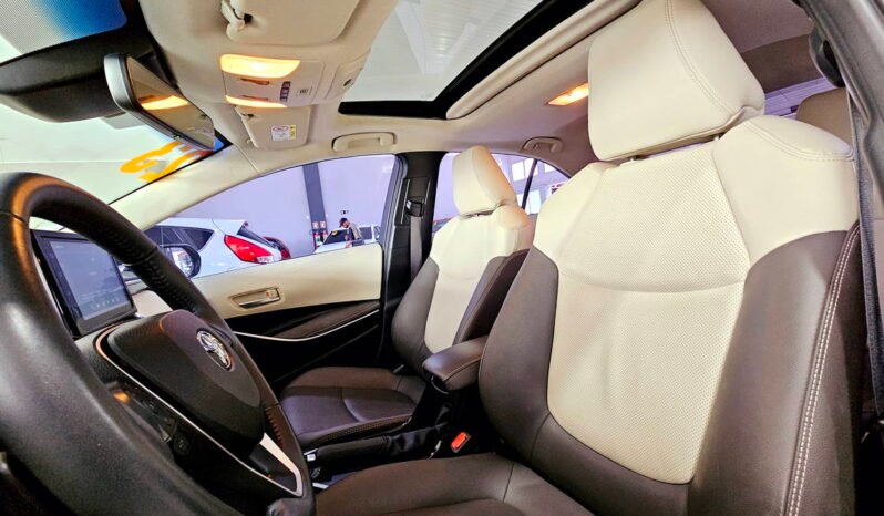 
								Toyota Corolla Altis Premium CVT 2023 completo									