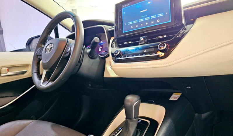 
								Toyota Corolla Altis Premium CVT 2023 completo									
