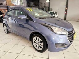 
										Hyundai HB20 Comfort 1.0 2017 completo									
