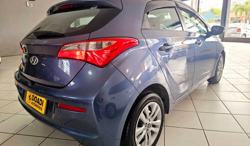 
								Hyundai HB20 Comfort 1.0 2017 completo									
