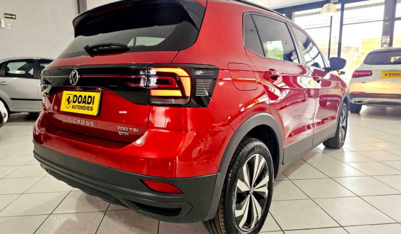 
								Volkswagen T-Cross 200 TSI 1.0 Flex Automático 2022 completo									