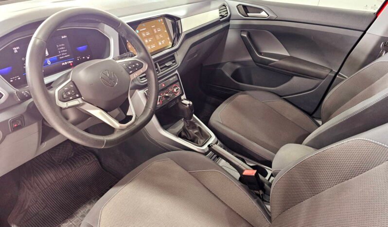 
								Volkswagen T-Cross 200 TSI 1.0 Flex Automático 2022 completo									