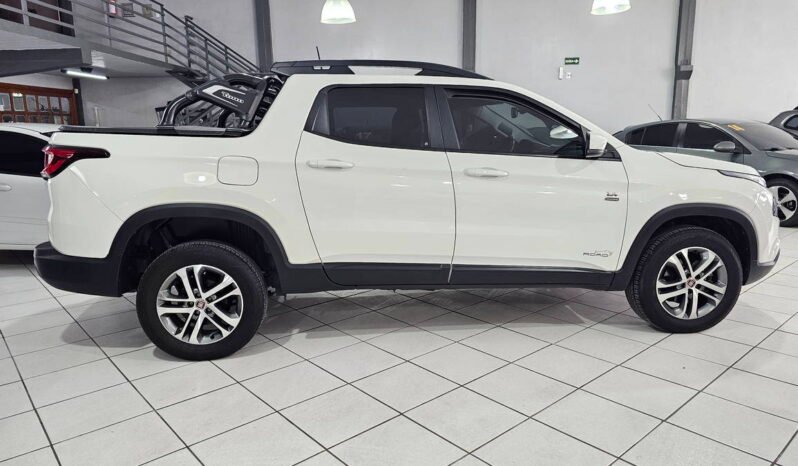 
								Fiat Toro Freedom Road 2.4 Tigershark AT9 Flex 2018 completo									