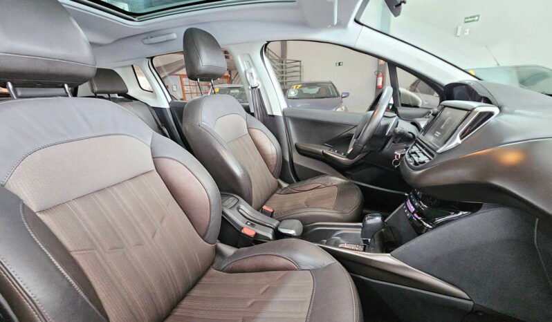 
								Peugeot 2008 Griffe 1.6 Automática 2017 completo									