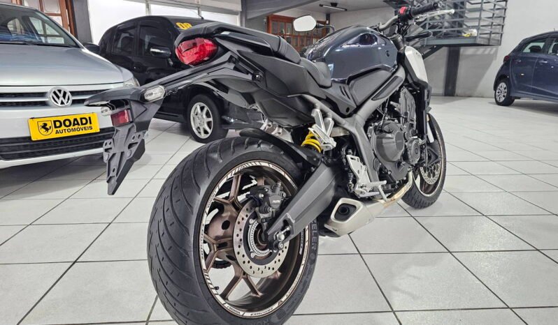 
								Honda CB 650R 2021 completo									