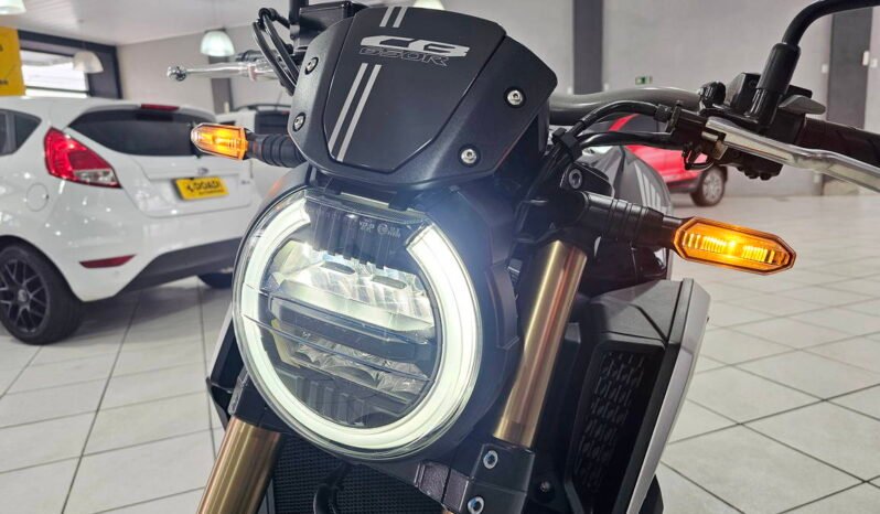 
								Honda CB 650R 2021 completo									
