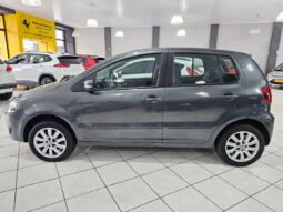 
										Volkswagen Fox 1.6 I-Motion 2013 completo									