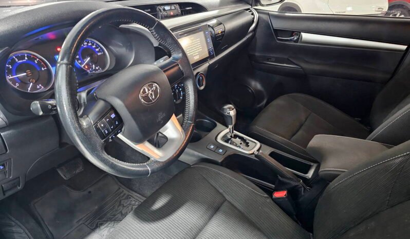
								Toyota Hilux CD SR 4×4 2.8 TDI Diesel AT 2018 completo									