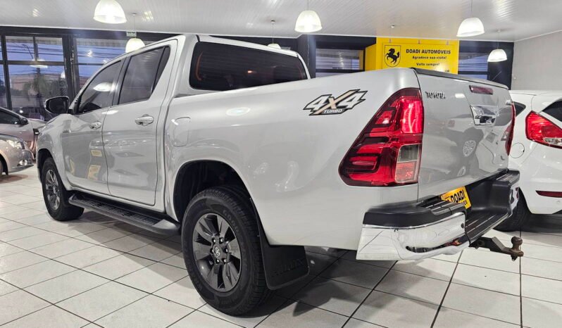 
								Toyota Hilux CD SR 4×4 2.8 TDI Diesel AT 2018 completo									