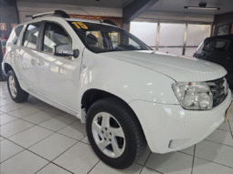 
										Renault Duster 2.0 Dynamique AT 2015 completo									