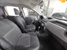 
										Renault Duster 2.0 Dynamique AT 2015 completo									