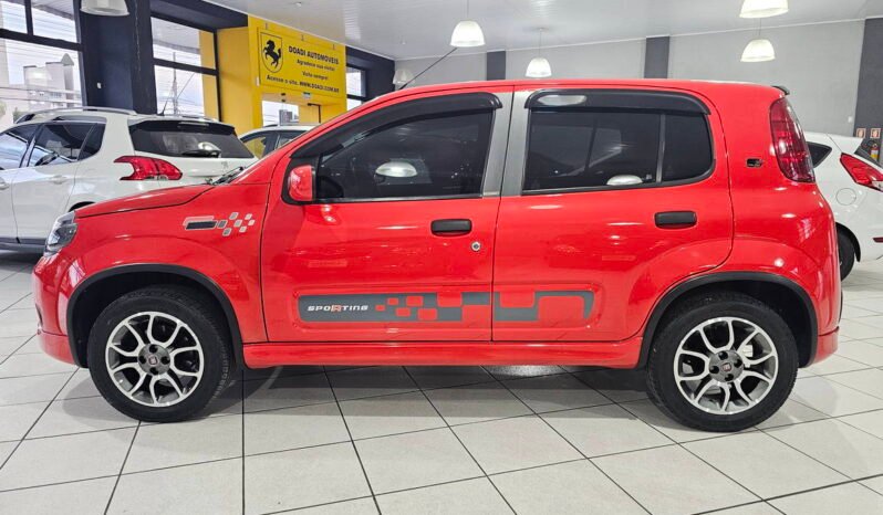 
								Fiat Uno Sporting 1.4 EVO 2012 completo									