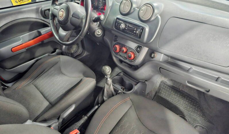 
								Fiat Uno Sporting 1.4 EVO 2012 completo									