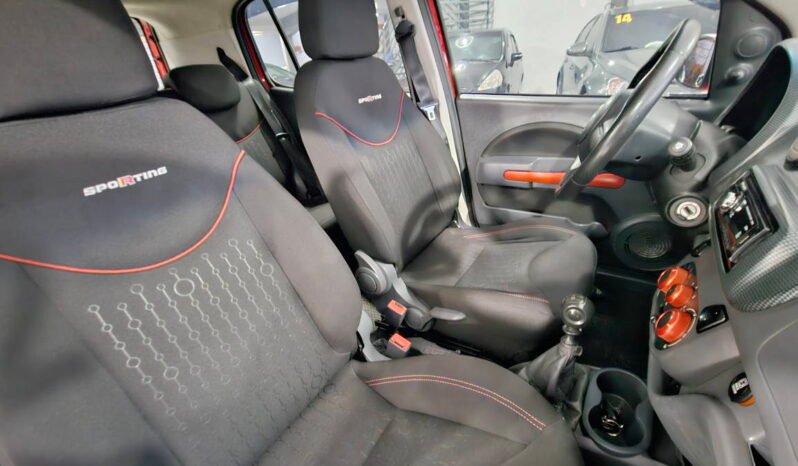 
								Fiat Uno Sporting 1.4 EVO 2012 completo									